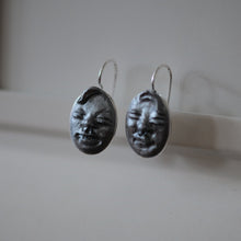 Load image into Gallery viewer, Silver Oval Bezel Drops