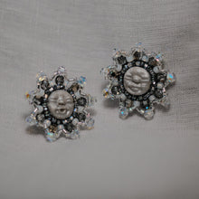 Load image into Gallery viewer, Beadass Fireworks Studs (Graceful)