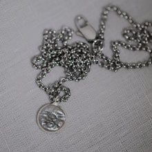 Load image into Gallery viewer, Signature Peep Pendant (Silver)