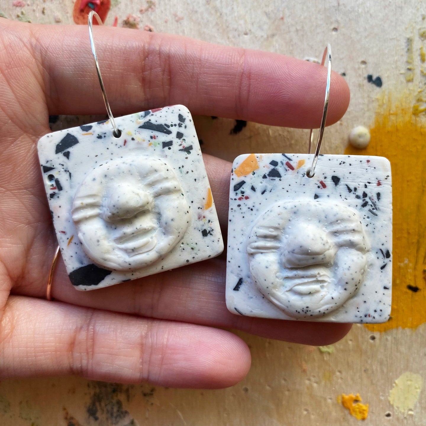 Jessie & The Jesmonites (Gandalf The Almost Grayscale)