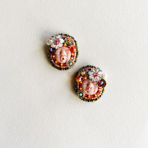 Beadass Oval Studs (Peach Mojitos in the Garden)