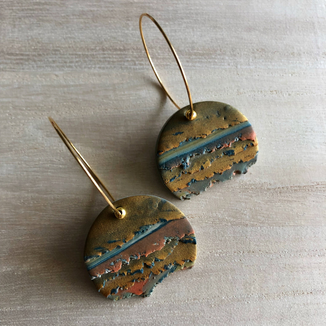 Textured Single Dangles (The Croods)