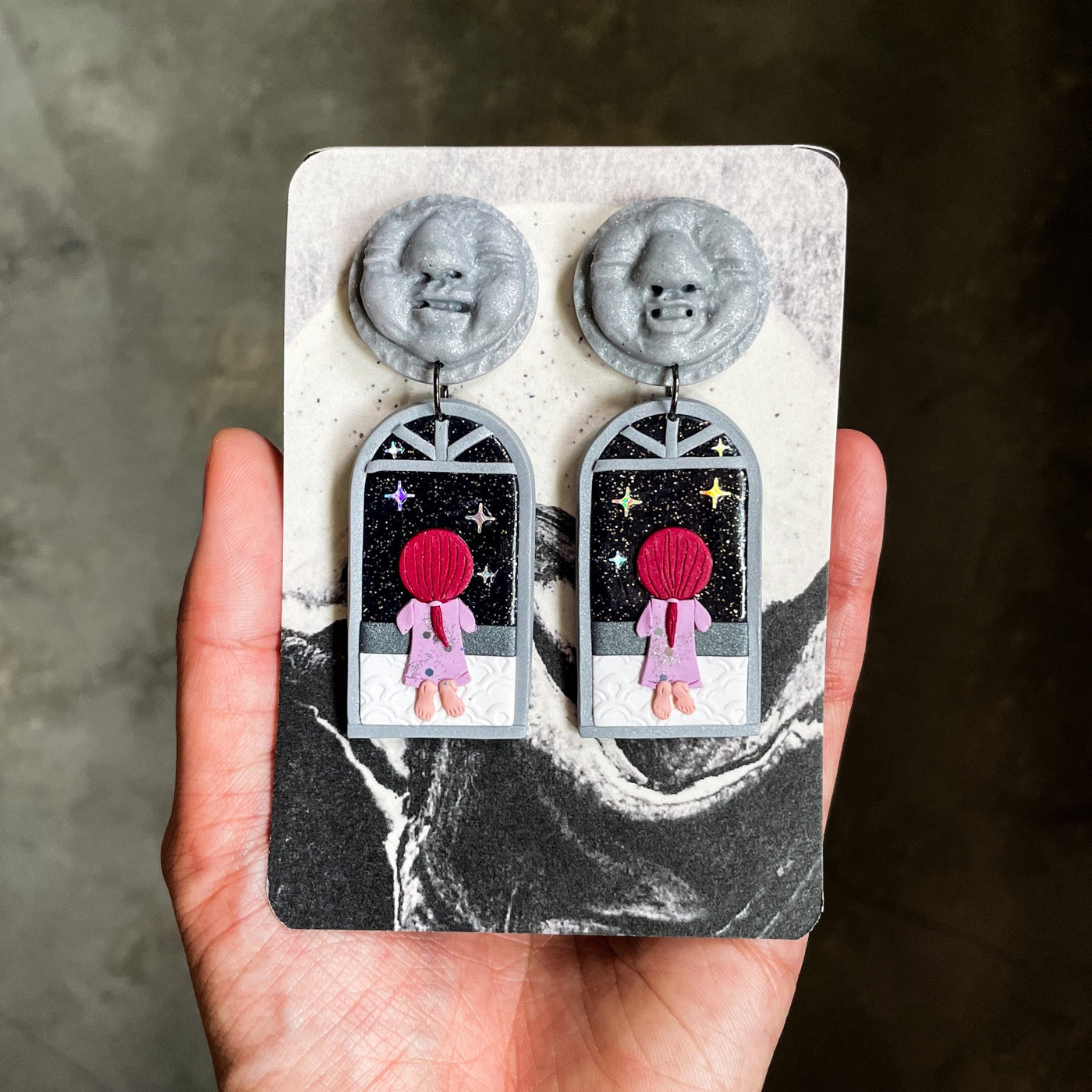 Silver Surfers & Lilac Nightgowns